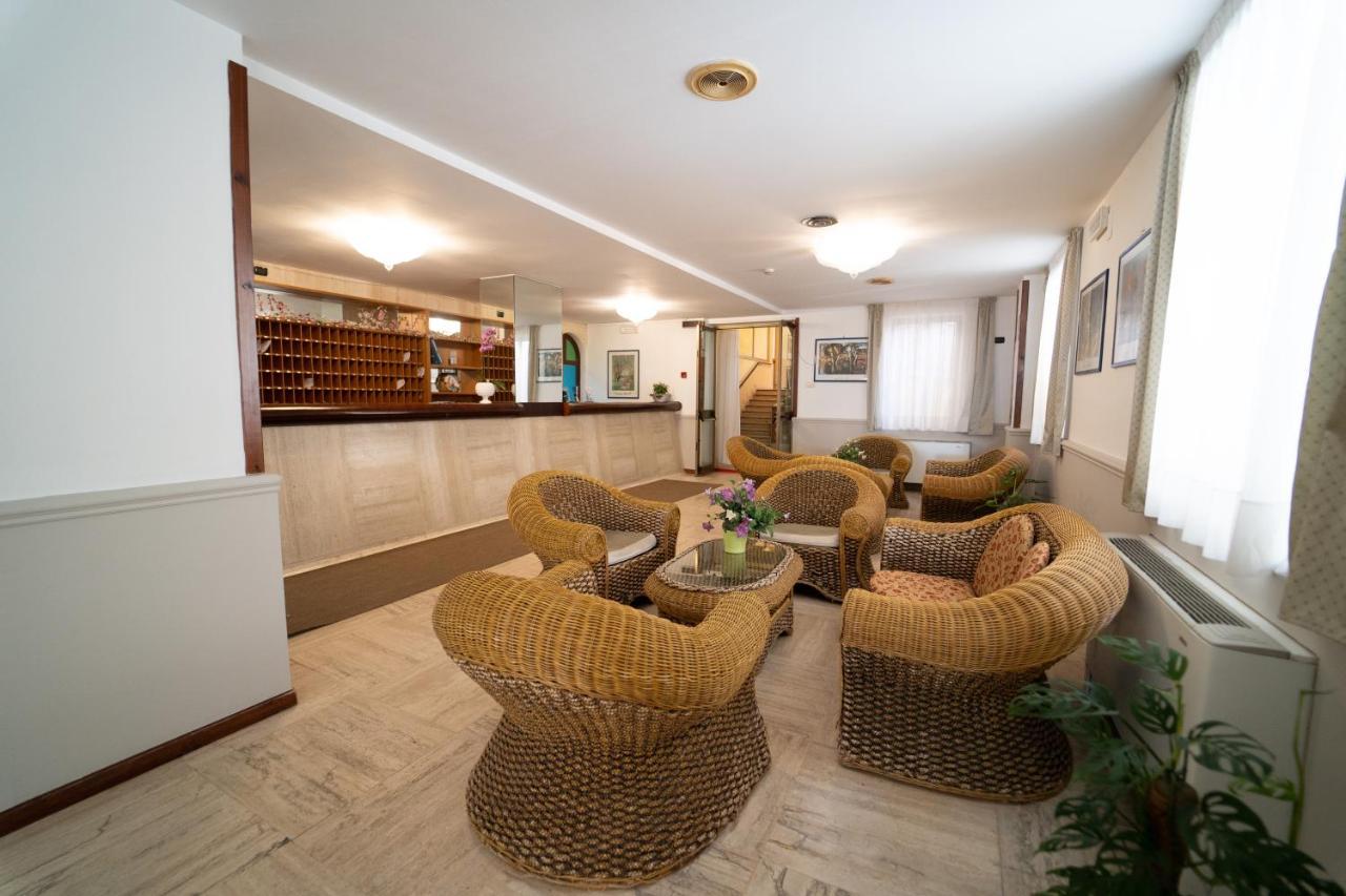 Hotel San Pietro Letojanni