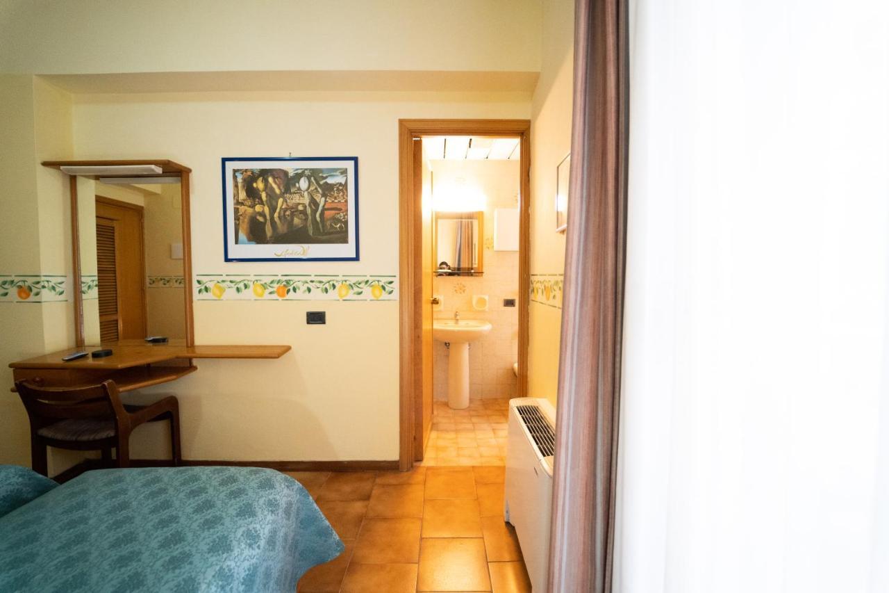 Hotel San Pietro Letojanni